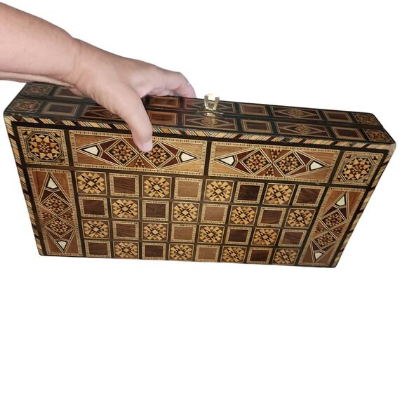 VINTAGE MOSIAC WOOD INLAYED CHESS BACKGAMMON FOLDING GAME SET - Picture 12 of 12